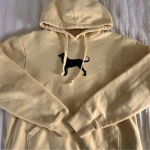 The Black Dog Women’s hoodie